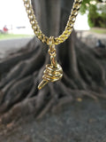 'Shaka' Pendant gold plated